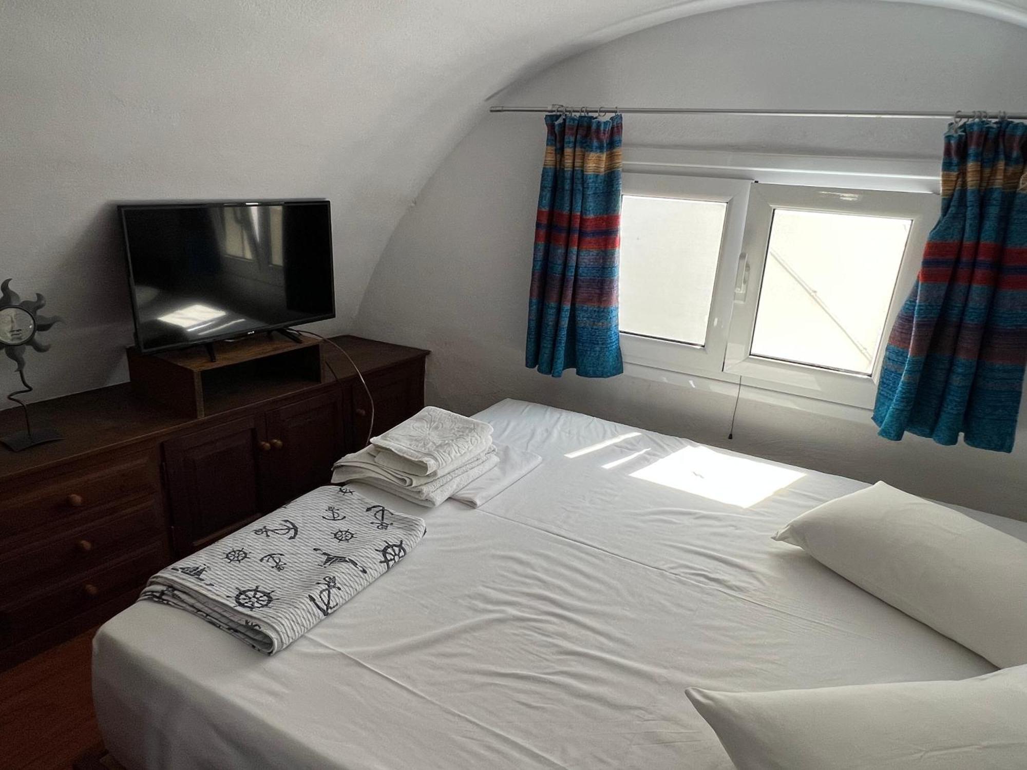 Sunset View Apartment Oia  Extérieur photo